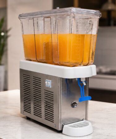 Refresqueira 16 litros Begel: diferenciais para restaurantes, padarias e franquias